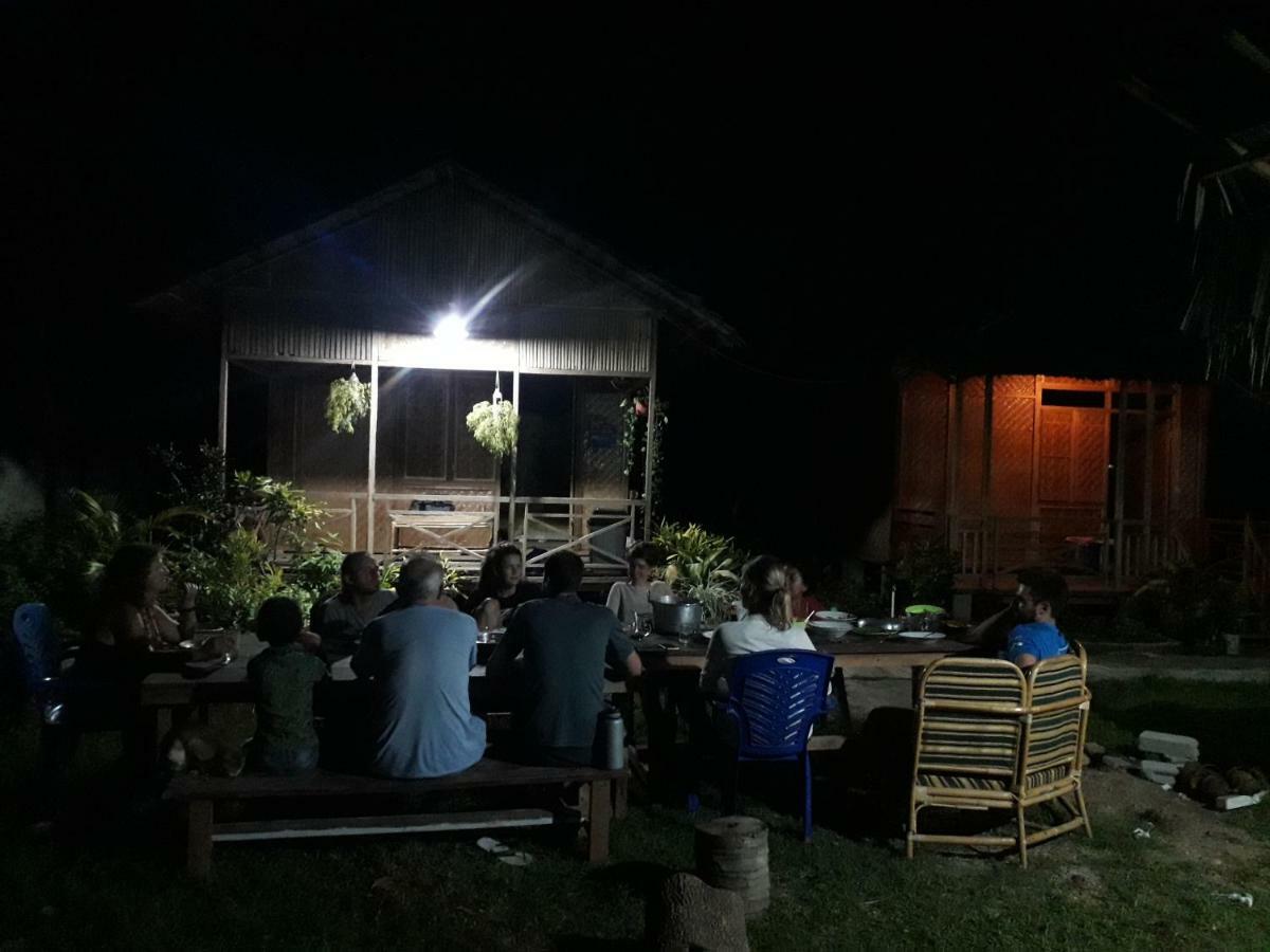 Sunset Homestay By Harry & Mimin Telaga Εξωτερικό φωτογραφία